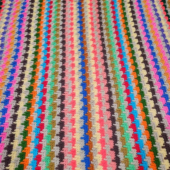 Vintage Striped Granny Square Afgan Blanket Queen Rainbow Multicolored Houndstoo - Picture 4 of 6